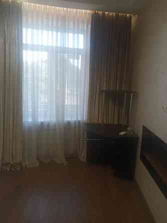 Стильная трехкомнатная квартира с террасой в центре Одессы Одесса