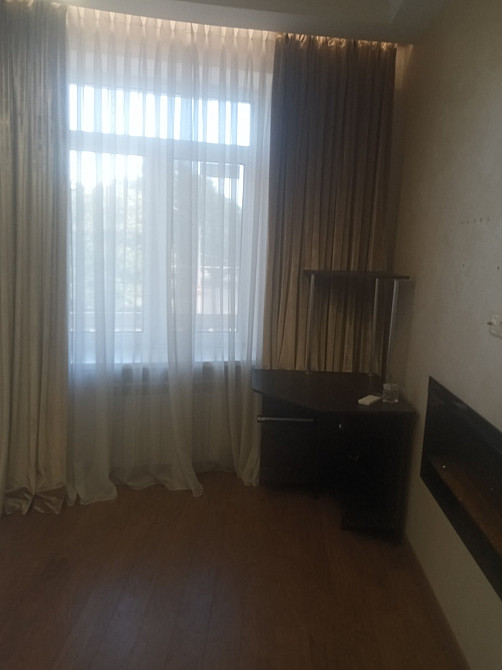 Стильная трехкомнатная квартира с террасой в центре Одессы Одесса - изображение 6