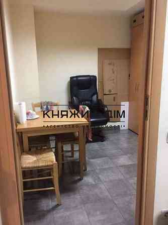 Оренда офісне приміщення на Олеся Гончара ул. поверх - 2 Київ