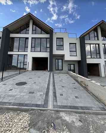 Продаж 3 пов. будинок-таунхаус, 2.3 сотки, 133 кв.м, Байківці Baikivtsi