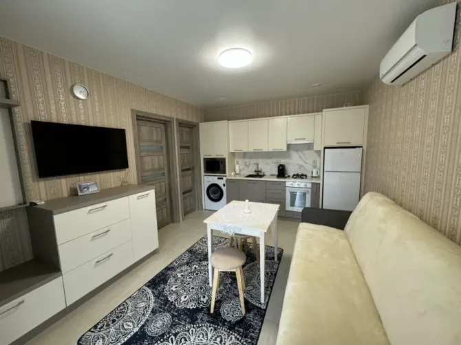 Selling a one-story townhouse, Transcarpathia Vynohradiv - photo 1