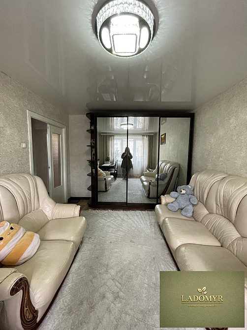 Продаж Квартира 3-кімнатна, 4/5 поверх на вул. Степана Бандери Рівне - фото 2