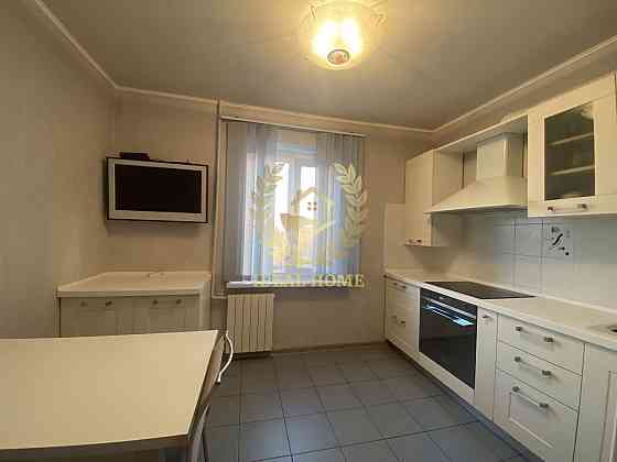 Продаж Квартира 3-кімнатна, 20/22 поверх на Бальзака Оноре де ул., 58 Киев