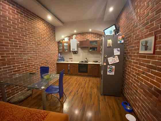 Продаж Квартира 2-кімнатна, 4/5 поверх на вул. Богомольця, академіка L'viv