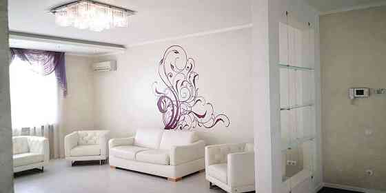 Оренда Квартира 3-кімнатна, 9/9 поверх на ул. Вышгородская Київ