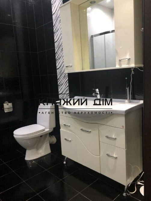 БЕЗ КОМИССИИ!!! Продажа отличного 3-х уровневого таунхауса в с. Новое. № 2211350 Нове - фото 16