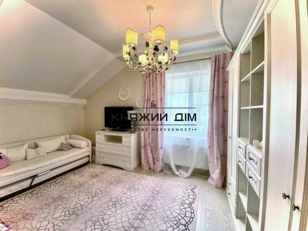 Продаж два будинки на одній ділянці в закритому клубному містечку Іванковичі. № 2211604 Іванковичі - фото 16