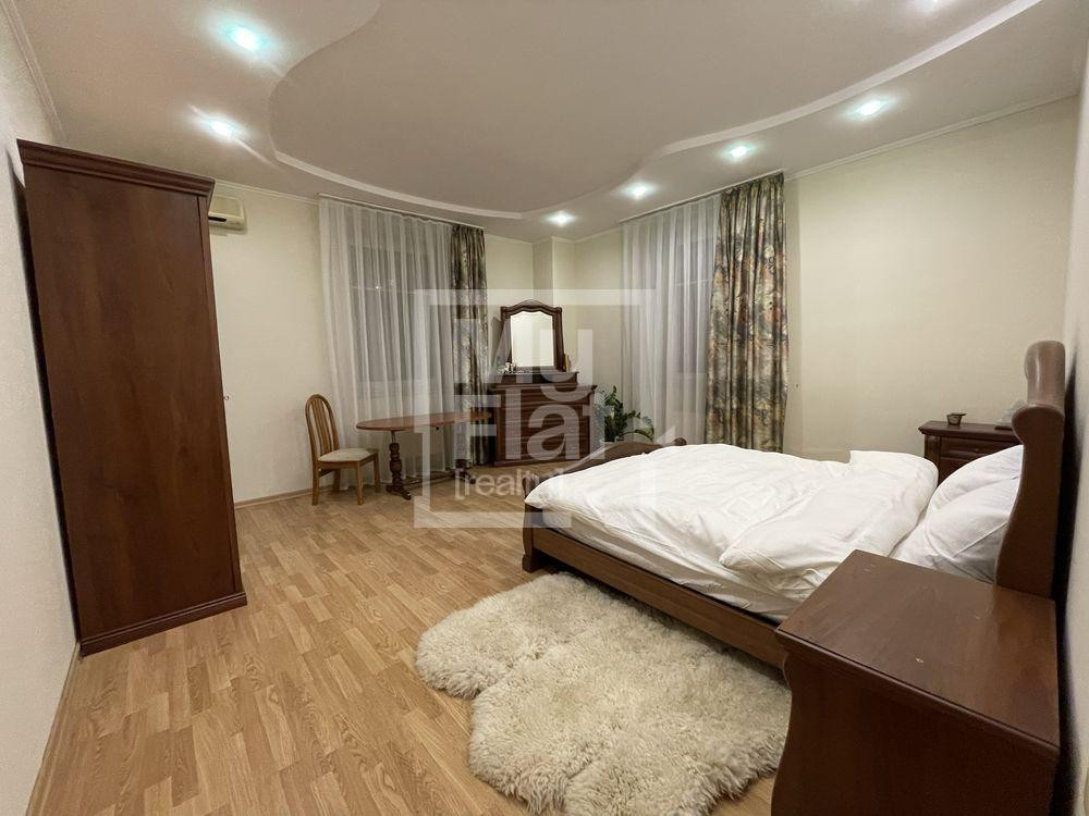 Продаж Квартира 4-кімнатна, 7/21 поверх на вул. Хмельницкого Богдана Kiev - photo 15