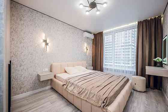 Продаж Квартира 2-кімнатна, 4/25 поверх на Всеволода Змієнка вул., д. 30/39 Kiev