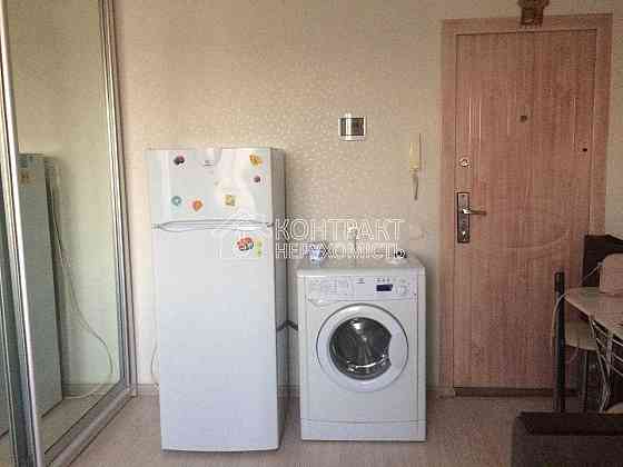 Оренда Квартира 1-кімнатна, 8/9 поверх на вул. Дзюби Kharkiv