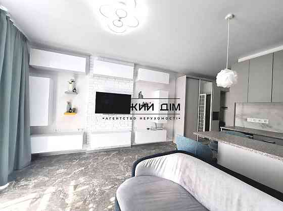 Продаж Квартира 1-кімнатна, 8/12 поверх на Каменская ул. Киев