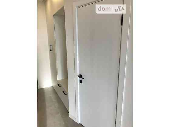 Оренда Квартира 1-кімнатна, 21/25 поверх на пр. Соборности, 30 Київ