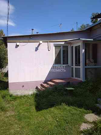 Продаж Квартира 2-кімнатна, 1/1 поверх на вул. Конотопська Kharkiv