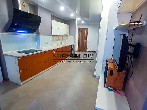 Оренда Квартира 3-кімнатна, 24/25 поверх на вул. Димитрова ул./Ділова Київ