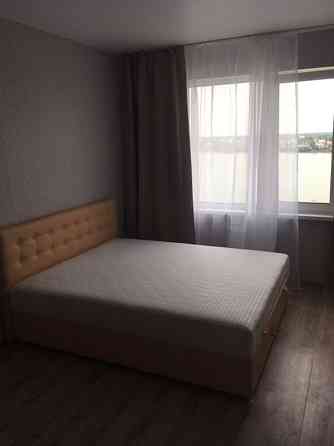 Оренда Квартира 1-кімнатна на ул. Вишняковская, 2 Киев