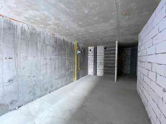 Продаж Квартира 3-кімнатна, 2/8 поверх на вул. Дубенська Kremenets'