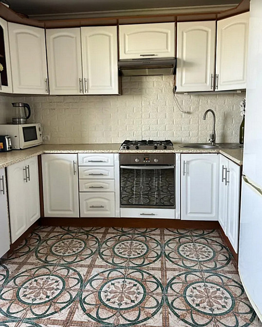 Продаж 2к квартири 120 кв. м на просп. Злуки Тернопіль - фото 1