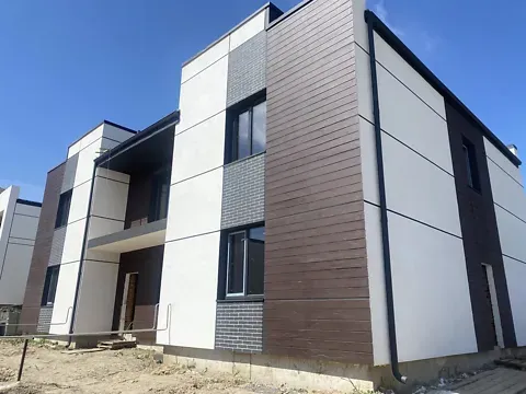 Продажа 2-этажный   100 кв.м 4 комн. на Кулика і Гудачека (Макарова) вулиця Ровно - изображение 1