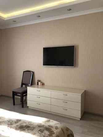 Оренда Квартира 2-кімнатна, 22/25 поверх на ул. Ревуцкого, 7в Київ