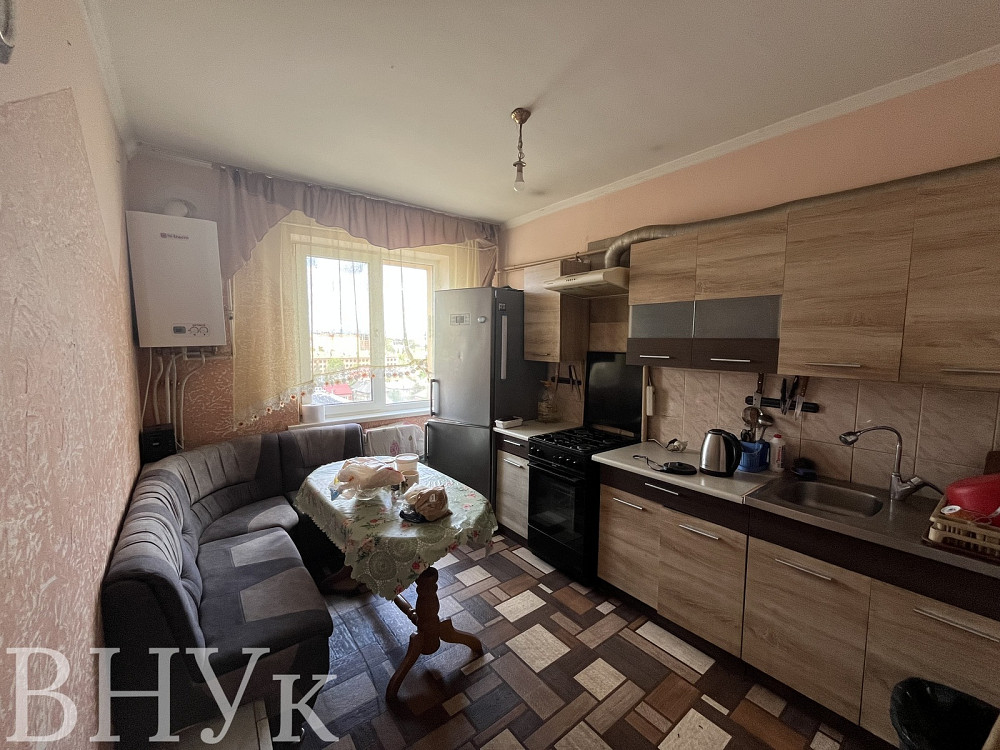 Продаж Квартира 3-кімнатна, 9/9 поверх на Міцкевича Ужгород - фото 9