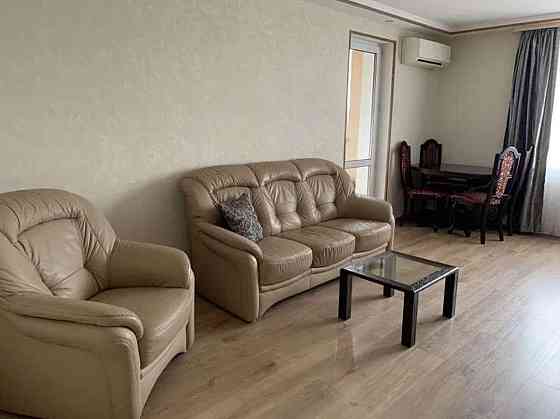 Оренда Квартира 2-кімнатна, 13/20 поверх на бул. Дарницкий Київ