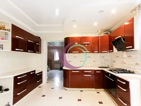 Продаж 2-поверховий   230 кв.м 3 кімн. на Волноваська вулиця 1 Луцьк - фото 15