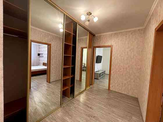 Оренда Квартира 2-кімнатна, 14/28 поверх на Урлівська, 34 Киев