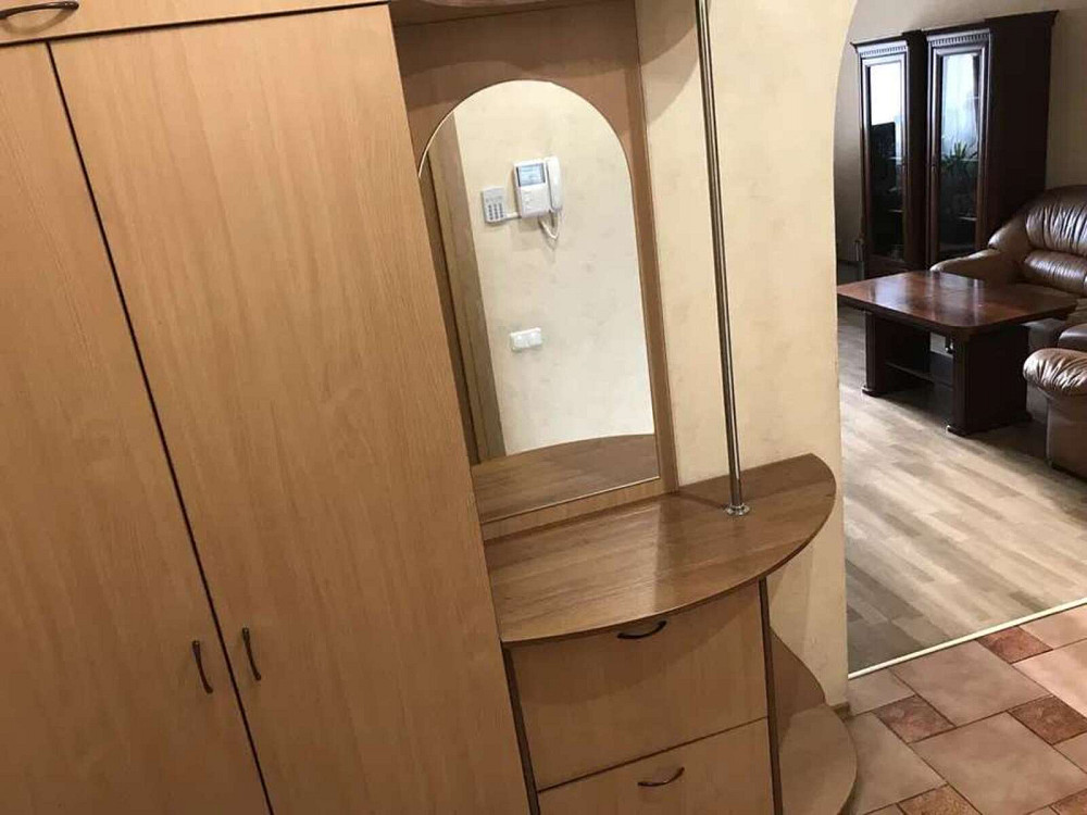 Оренда Квартира 3-кімнатна, 9/16 поверх на ул. Ревуцкого Київ - фото 1