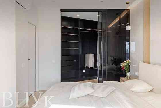 Продаж Квартира 2-кімнатна, 10/12 поверх на вул. Кульпарківська Львів