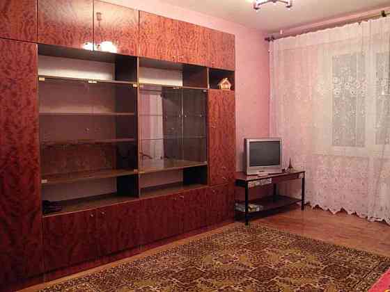 Оренда Квартира 2-кімнатна, 5/16 поверх на вул. Михайла Драгоманова, 3в Київ