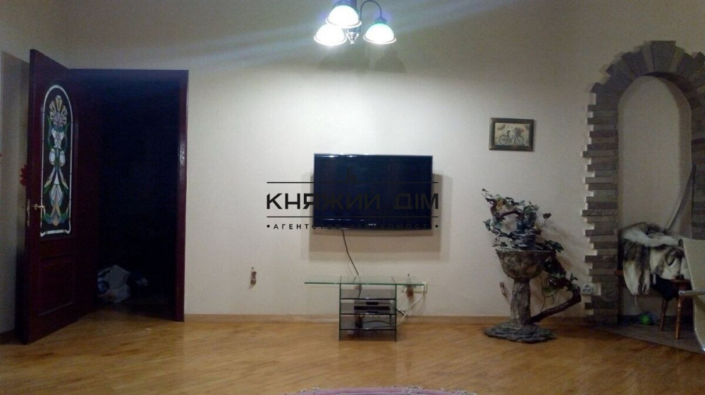 Оренда Квартира 3-кімнатна, 4/5 поверх на Вышгородская ул. Київ - фото 3