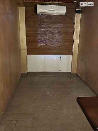 Оренда приміщення вільного призначення на Келецька поверх - 1/2 Винница