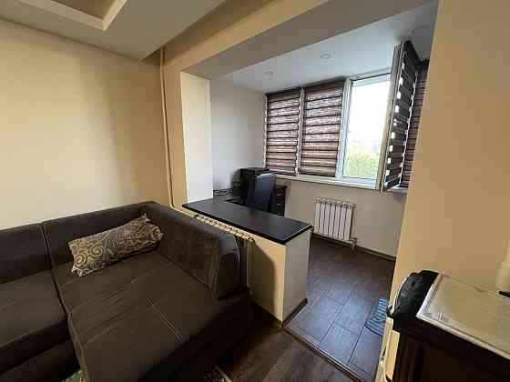 Продаж Квартира 3-кімнатна, 8/9 поверх на Донецкое шоссе, 116 Дніпро