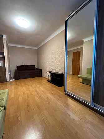 Оренда Квартира 1-кімнатна, 3/5 поверх на вул. Антона Цедіка, 11 Київ