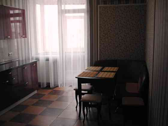 Оренда Квартира 2-кімнатна, 7/22 поверх на Леси Украинки бульв. Київ