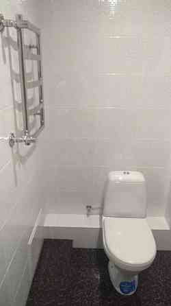 Оренда Квартира 2-кімнатна, 14/16 поверх на ул. Анны Ахматовой, 39 Киев