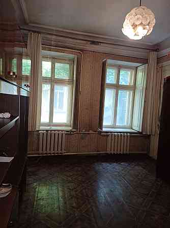 Продам 3-комнатную квартиру в центре (ул.Ришельевская / Базарная) Одесса