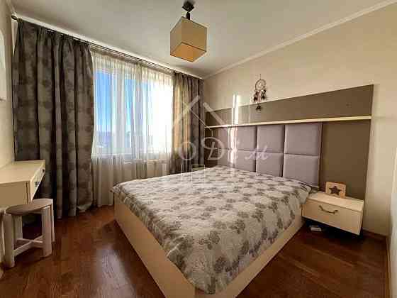 Оренда Квартира 2-кімнатна, 14/17 поверх на Ігоря Шамо бульв. (Олексія Давидова), 10 Kiev