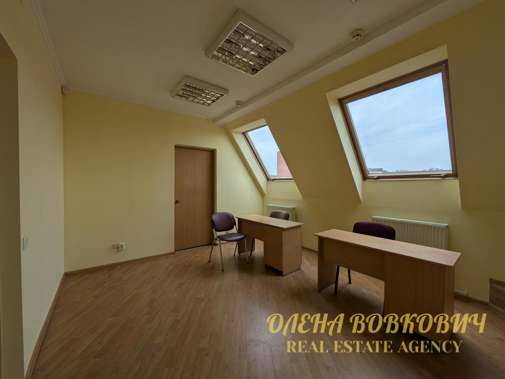 Оренда офісне приміщення на Залізнична вул., д. 15 приміщень - 1, поверх - 3/3 Ивано-Франковск - изображение 1