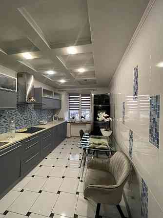 Продаж Квартира 3-кімнатна, 14/15 поверх на вул. Проспект Миру Житомир