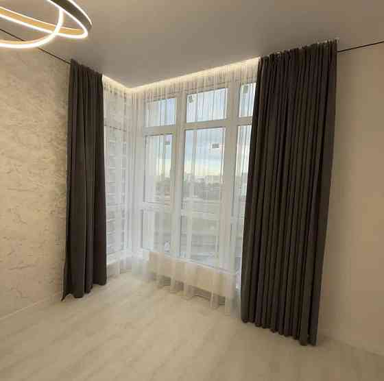 Продаж Квартира 3-кімнатна, 12/24 поверх на Краснова ул. Одеса