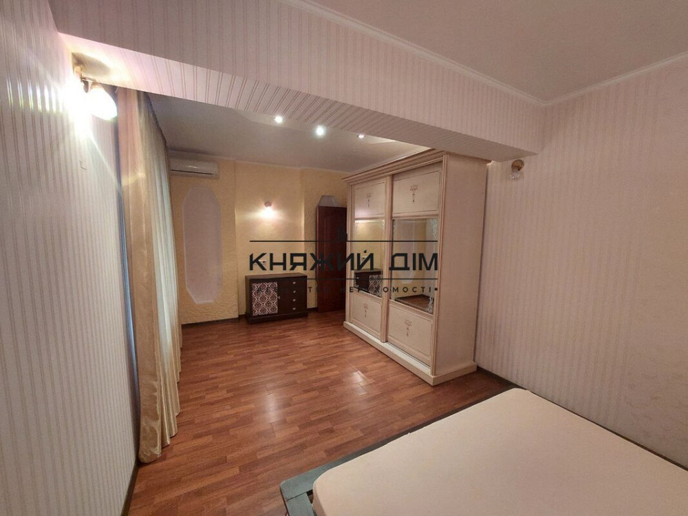 Оренда Квартира 3-кімнатна, 1/3 поверх на Фрометовская ул. Киев - изображение 8