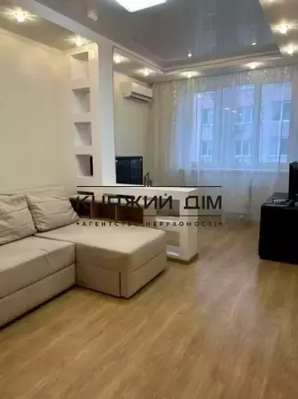 Оренда 1-кімнатної квартири біля метро Деміївська, №11198679 Kiev