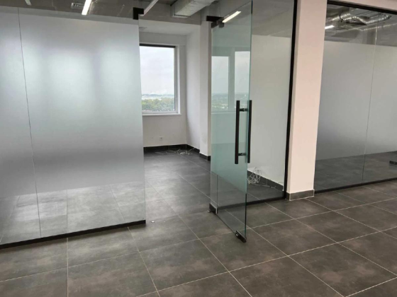 Здається Офісні приміщення площа 334 кв.м 9-й поверх Львів Щирецька 30 Львів