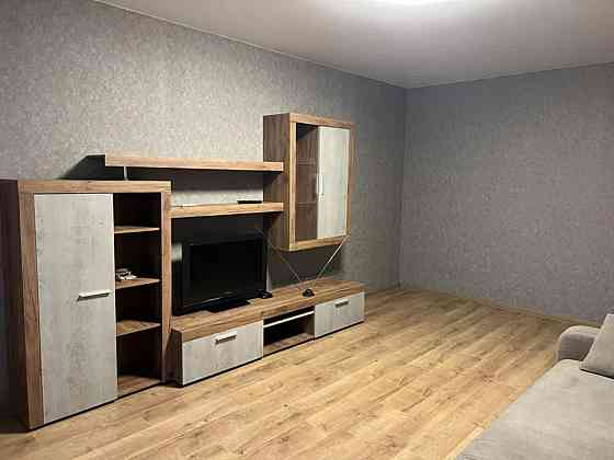 Оренда Квартира 2-кімнатна, 9/9 поверх на Здолбунівська, 9 Київ