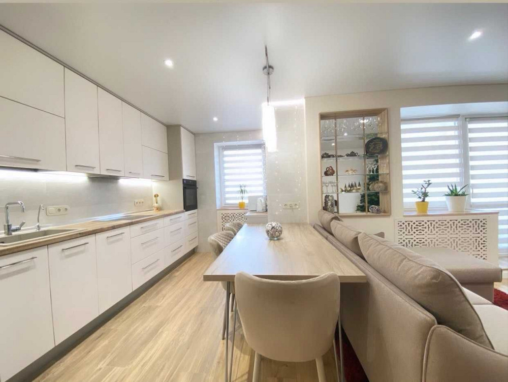 Продаж Квартира 2-кімнатна, 13/16 поверх на Юрія Іллєнка вул., д. 5 Київ - фото 2