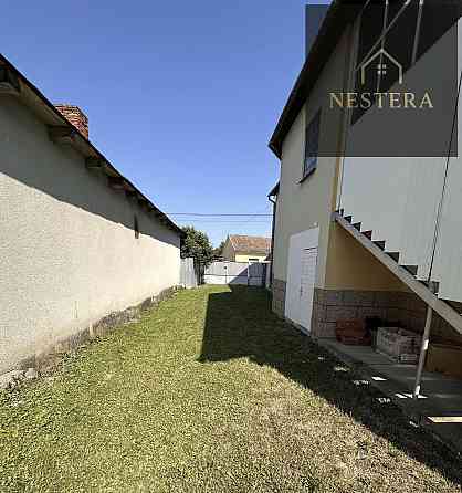 Продаж Будинок 3-кімнатний на вул. Центральна Мали Селменци