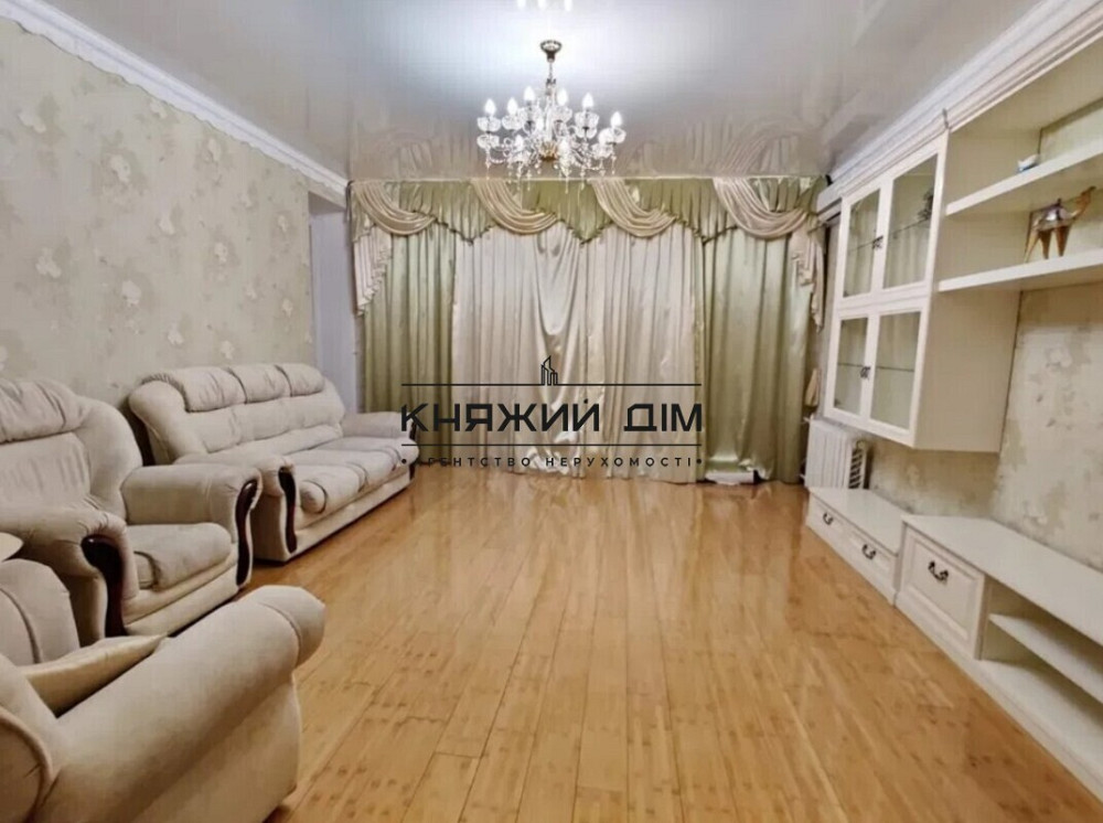 Продаж 3-кімнатної квартири 85 м2, метро Печерська ,Кловська. Безготівковий так! № 21146846 Київ - фото 1