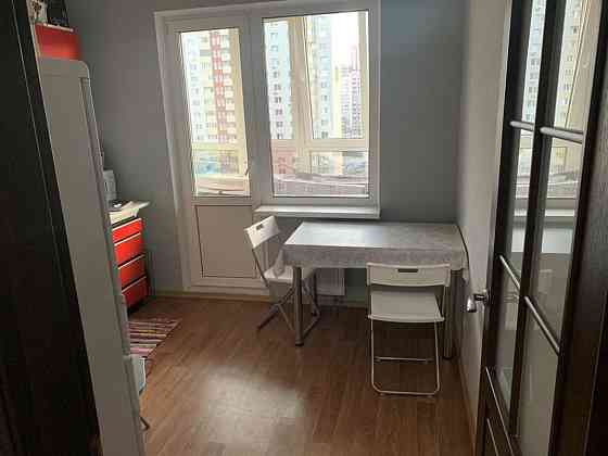 Оренда Квартира 1-кімнатна, 13/25 поверх на ул. Бориса Гмыри, 12 Киев