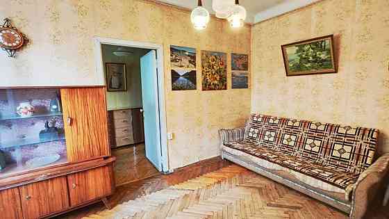 Оренда Квартира 2-кімнатна, 2/5 поверх на Антонова, 41 Kiev